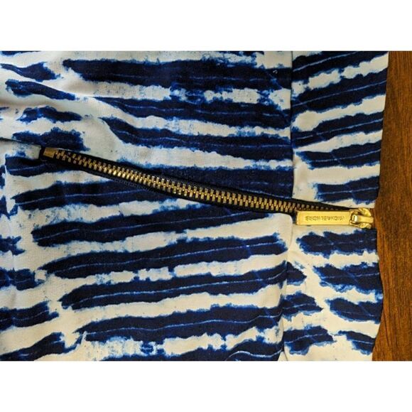 Michael Kors Stripped Blue/White Leggings Women's Size 6. - Picture 4 of 7